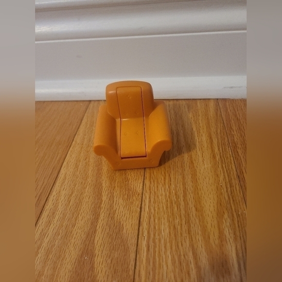 2 for $15 2021 Warner Bros Mcdonalds Happy Meal Tom And Jerry Couch Pop Up Toy - Picture 5 of 5